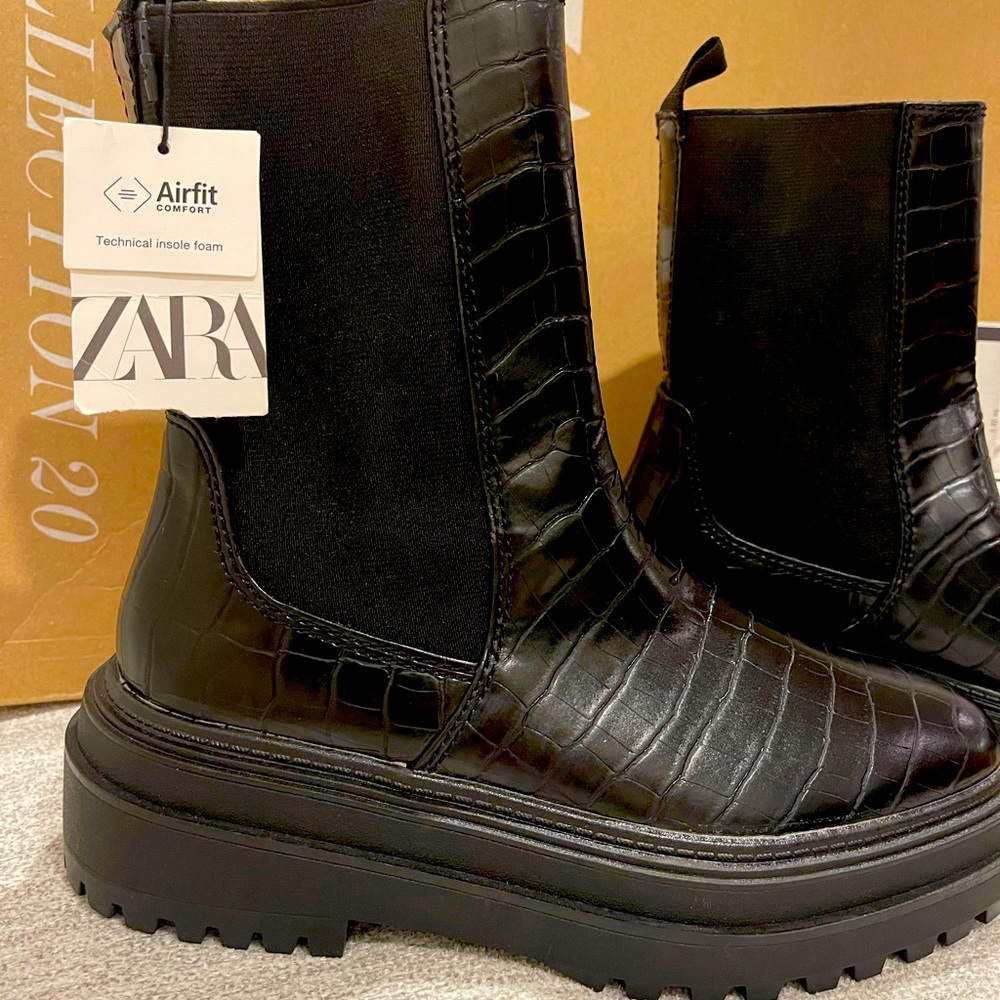ZARA Black Size 39 Animal Print Boots